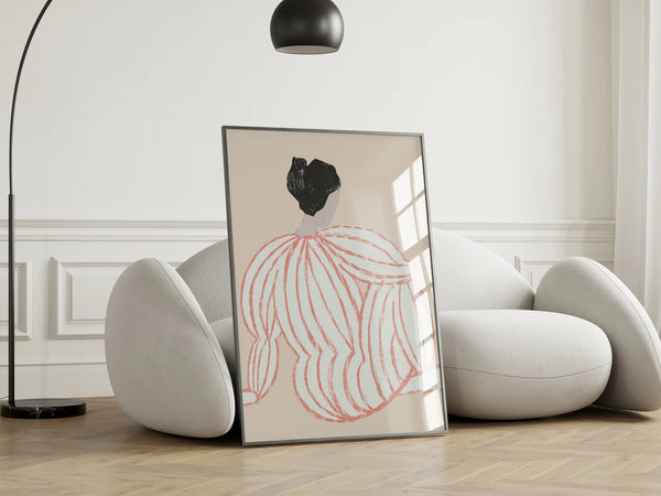Skab ro og balance i dit hjem med vores Lagom Lady Beige Plakat. Motivet viser en stilfuld silhuet
