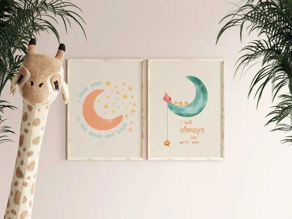 I love you to the moon and back Ellens ShopI love you to the moon and back Vores børneplakat med citatet 'I love you to the moon and back' er den perfekte måde at udtrykke din kærlighed til dit barn. Skab en hjertevarm atmosfære i børneværelset med dette smukke citat. En ideel gave til små elskede. 50x70 cm størrelse.