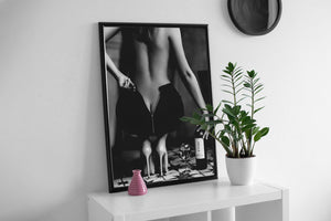 Champagne Glam – Fashion Plakat med luksuriøst design i moderne stil. Perfekt til modeelskere og billedvægge.