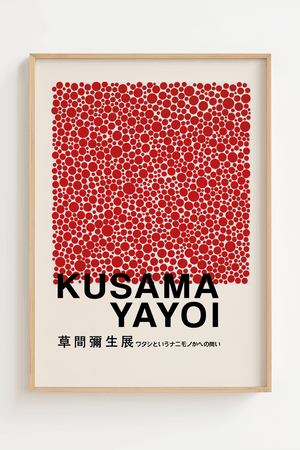 Red Dots – Kusama Plakat | Ikonisk Plakat med Røde Prikker
