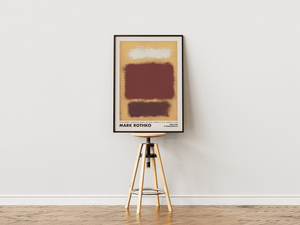 Abstrakt plakat i varme jordfarver med lyse, strukturerede kontraster inspireret af Mark Rothkos farvefelter – ideel til moderne indretning.