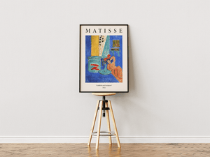 Matisse plakat med guldfisk, blå baggrund og skulpturel figur fra 1912.
