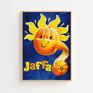 Farverig vintage plakat med glad appelsin og teksten "Jaffa" - retro reklameillustration pä blà baggrund.