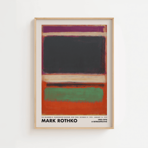 Abstrakt plakat med mørke og farverige felter i lilla, sort, grøn og orange inspireret af Mark Rothkos ikoniske farvekompositioner.