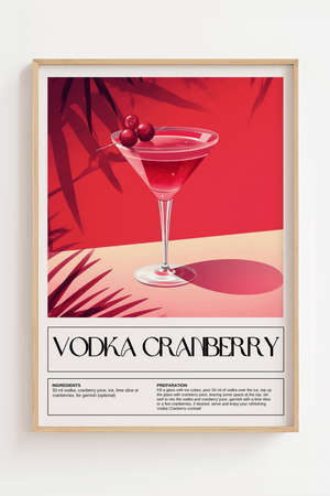 Illustration af Vodka Cranberry cocktail med lime og bær i et glas, tropisk stemning og palmeskygger i baggrunden – cocktail plakat.

