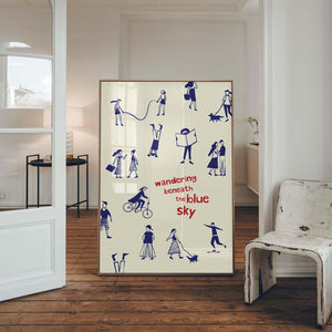 Illustreret plakat med håndtegnede mennesker i blå nuancer og teksten “Wandering Beneath the Blue Sky” på lys baggrund.