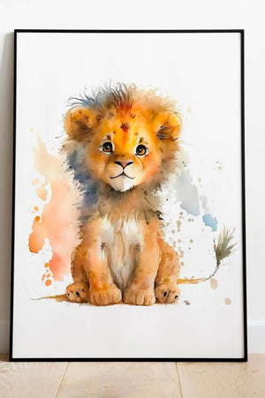Børneplakat med dyr - "Løve" Ellens ShopBørneplakat med dyr - "Løve": Gør dit barns værelse til et eventyrland med vores farverige løveplakat. Denne charmerende børneplakat indfanger en legende og venlig løve i livlige nuancer, der vil inspirere og underholde dit barn.