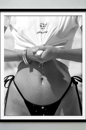 Greek Summer – Fashion plakat i sort/hvid med sensuel sommerstemning og strandvibe