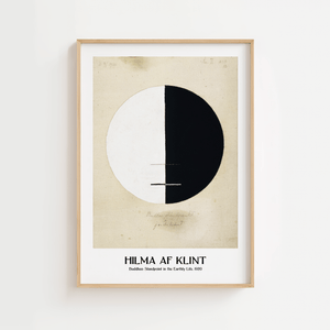 Buddha Balance plakat – Hilma af Klint abstrakt kunstplakat med sort og hvid cirkelmotiv