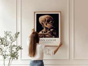 Skeleton with Cigarette plakat 1886 – Van Gogh skelet kunstplakat