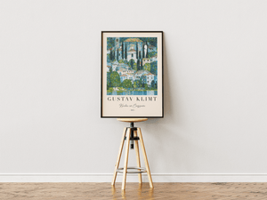 Kirche in Cassone plakat – Gustav Klimt landskab kunstplakat med kirke og italiensk bymotiv