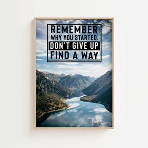 Find a Way plakat med motiverende budskab over bjerglandskab i blå og grønne toner