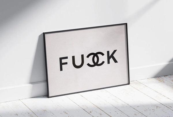 Bold Statement – Fashion plakat i sort/hvid med provokerende og minimalistisk design