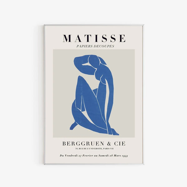 Opdag Blue Women Figure - Matisse Plakat, en elegant og minimalistisk Matisse plakat med stærke blå nuancer og organiske former. Perfekt til moderne indretning.

