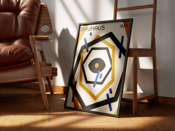 Dead Eye Bauhaus Plakat er et markant og stilrent kunstværk, der hylder Bauhaus' enkle og geometriske design.