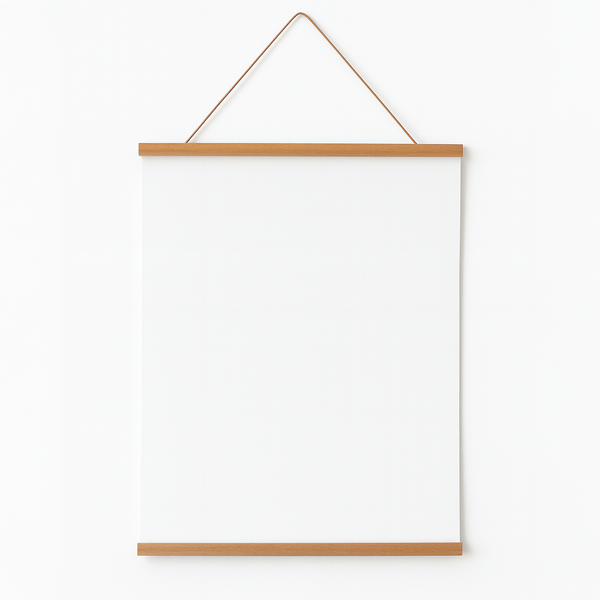 Plakatliste i lys eg med magnetisk lukning – naturligt plakatophæng i egetræ til plakater og billeder.